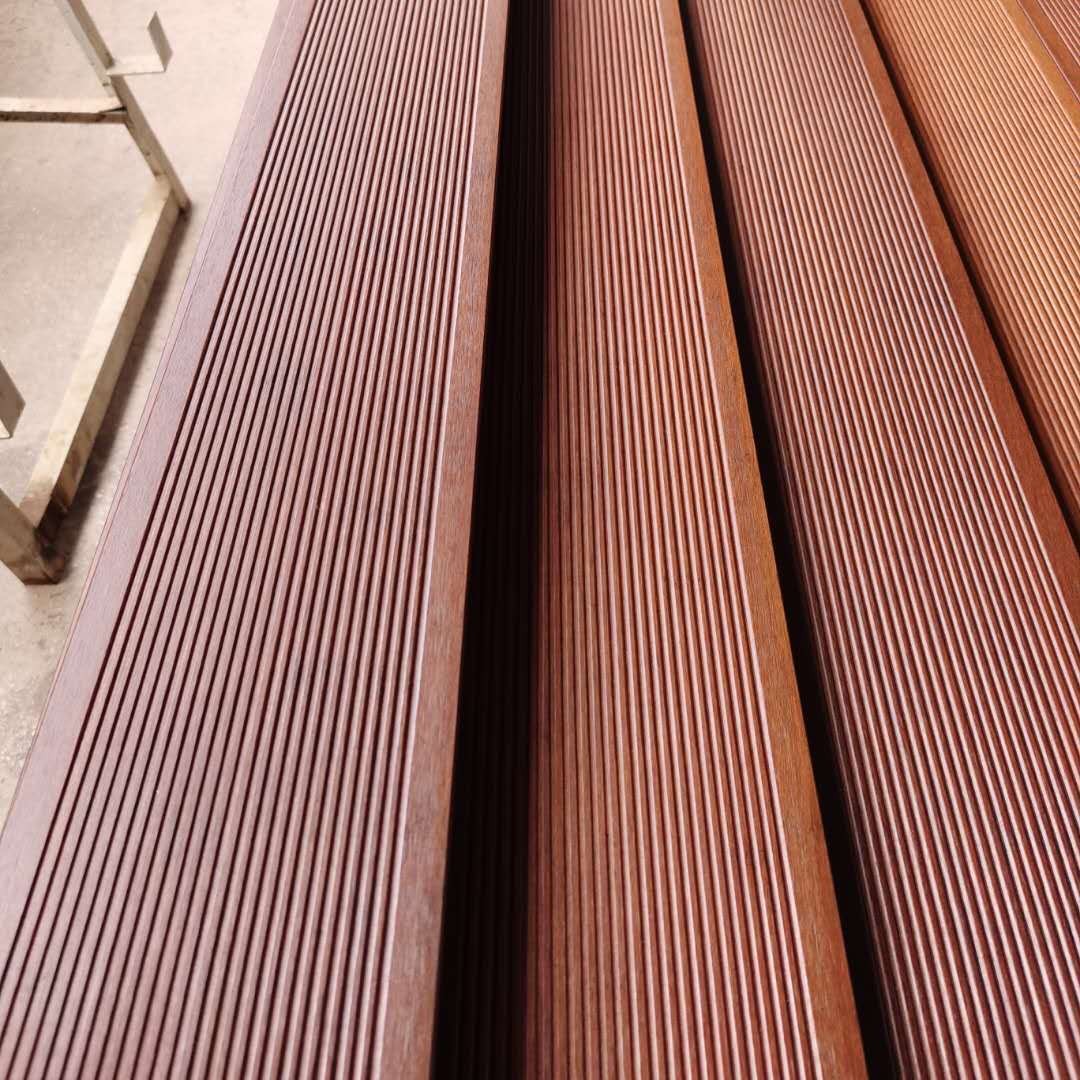 淺碳小波浪重竹地板（Light Carbonized Low-Profile Rippled Strand Woven Bamboo Flooring）