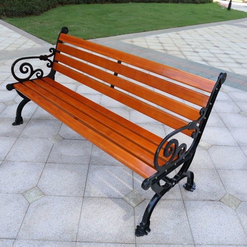 靠椅（Armchair）